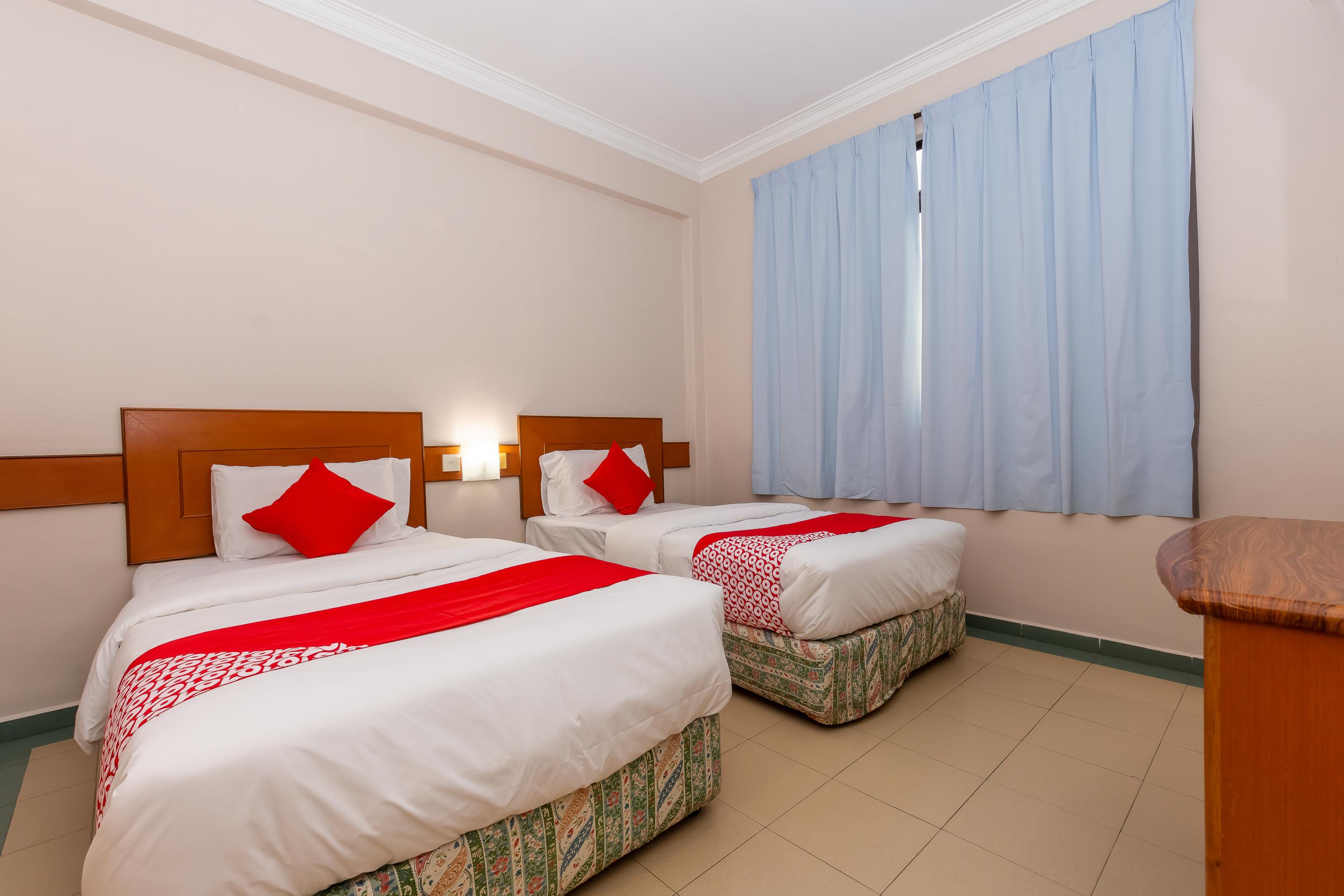 Oyo 764 Hotel Famous Inn Malacca 外观 照片