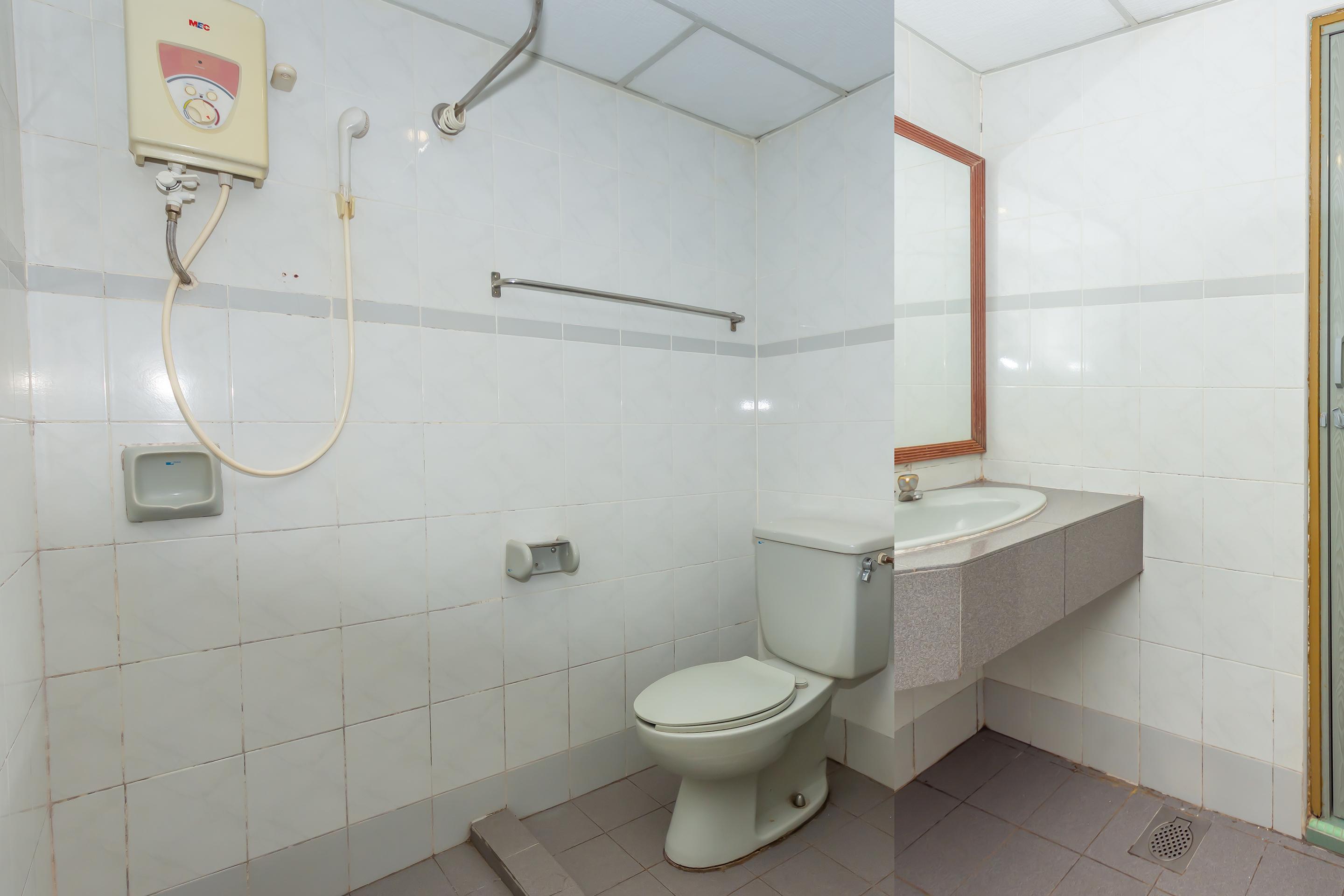 Oyo 764 Hotel Famous Inn Malacca 外观 照片