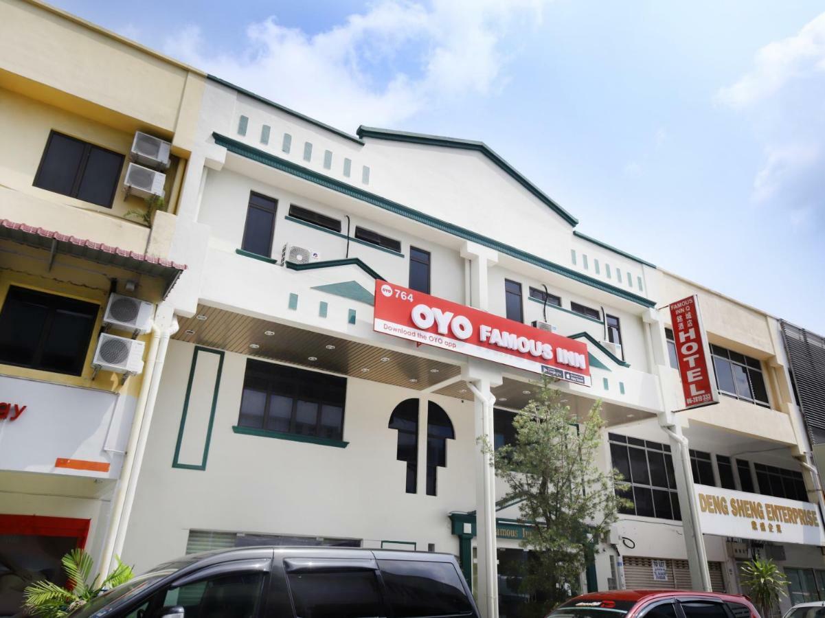 Oyo 764 Hotel Famous Inn Malacca 外观 照片